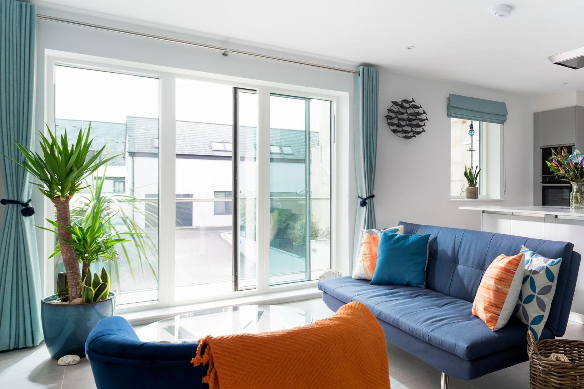 1 Cliff Edge In Newquay Holiday home